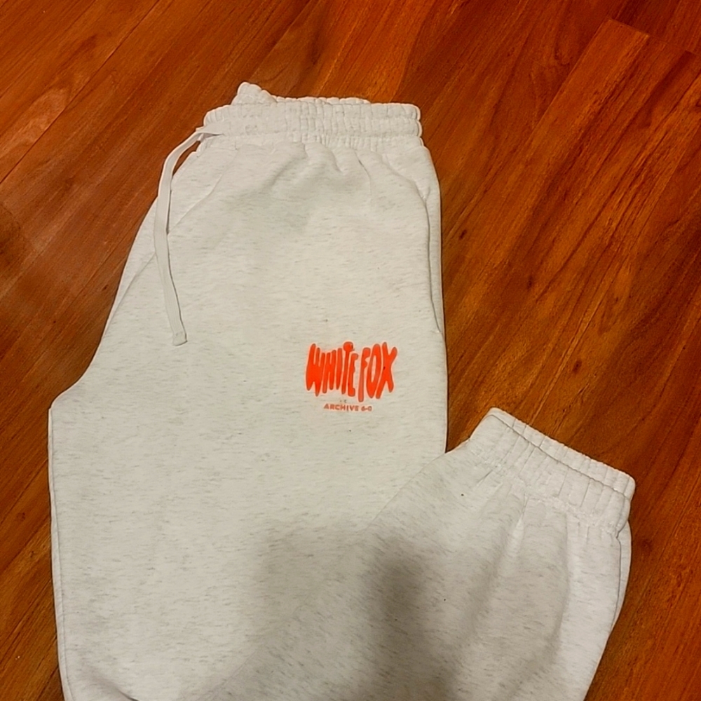 White fox sweatpants